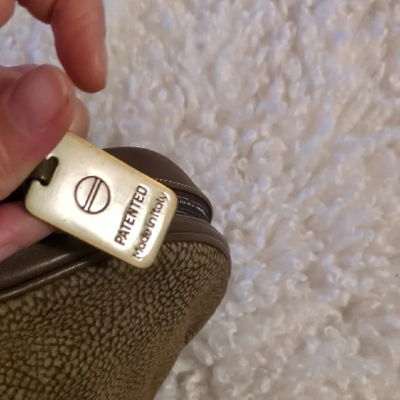 Men's Tan Sherpa Toiletry Bag with Brown Leather Trim - Picture 4 of 7